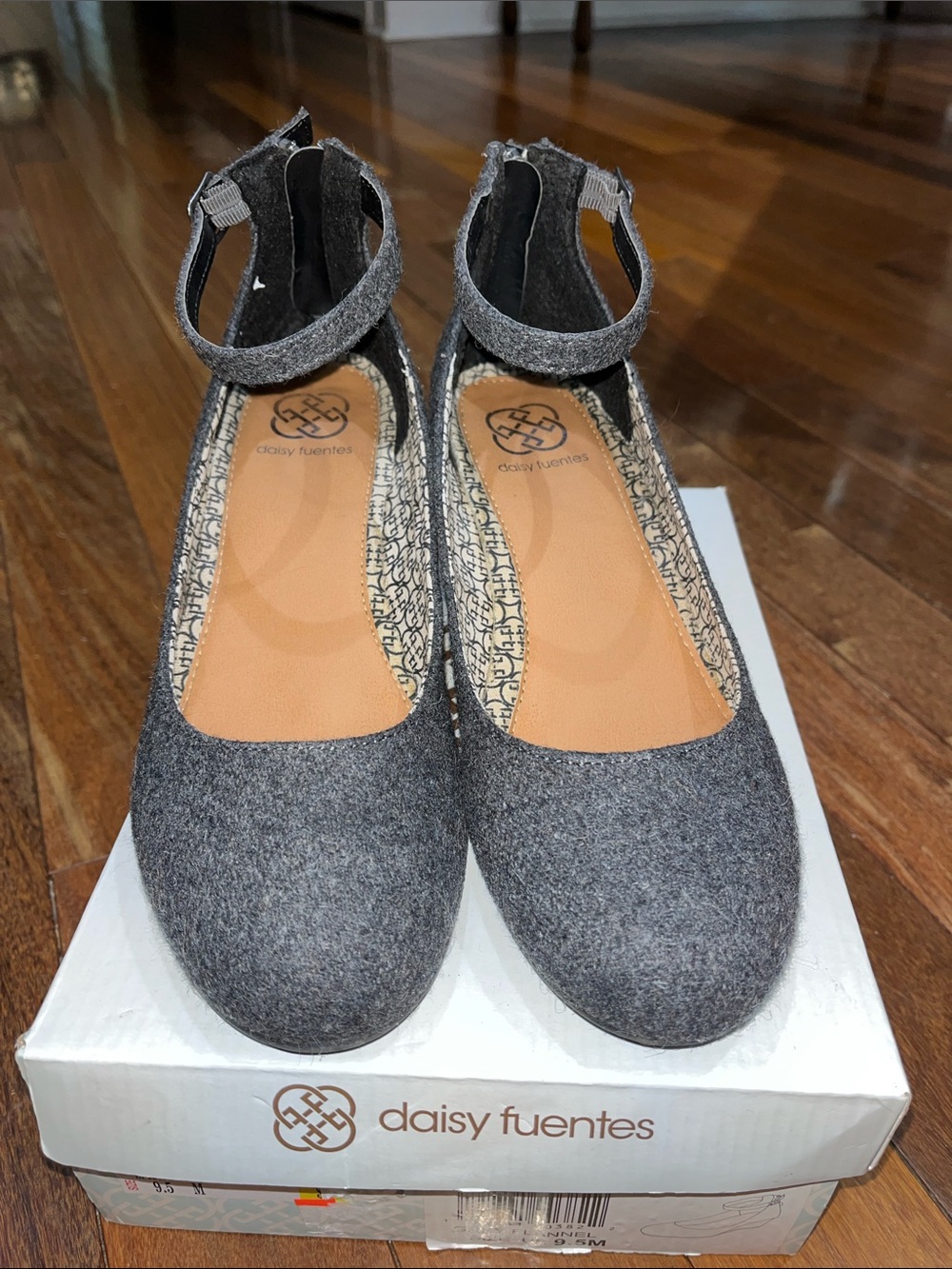 Daisy Fuentes Gray Felt Ankle-Strap Wedges with Round Toe